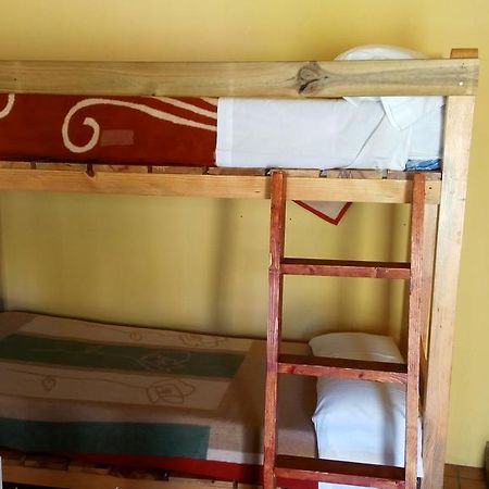 Albergue La Canadilla Una Luaran gambar